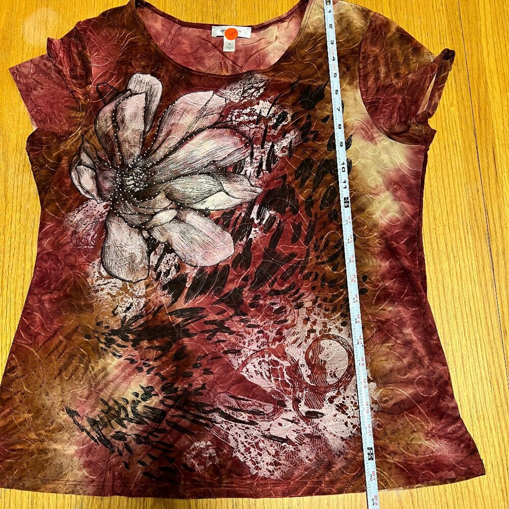 Dressbarn XL Vibrant Floral Embossed Tee | Sunset Red Orange Short Sleeve Top - Picture 9 of 11